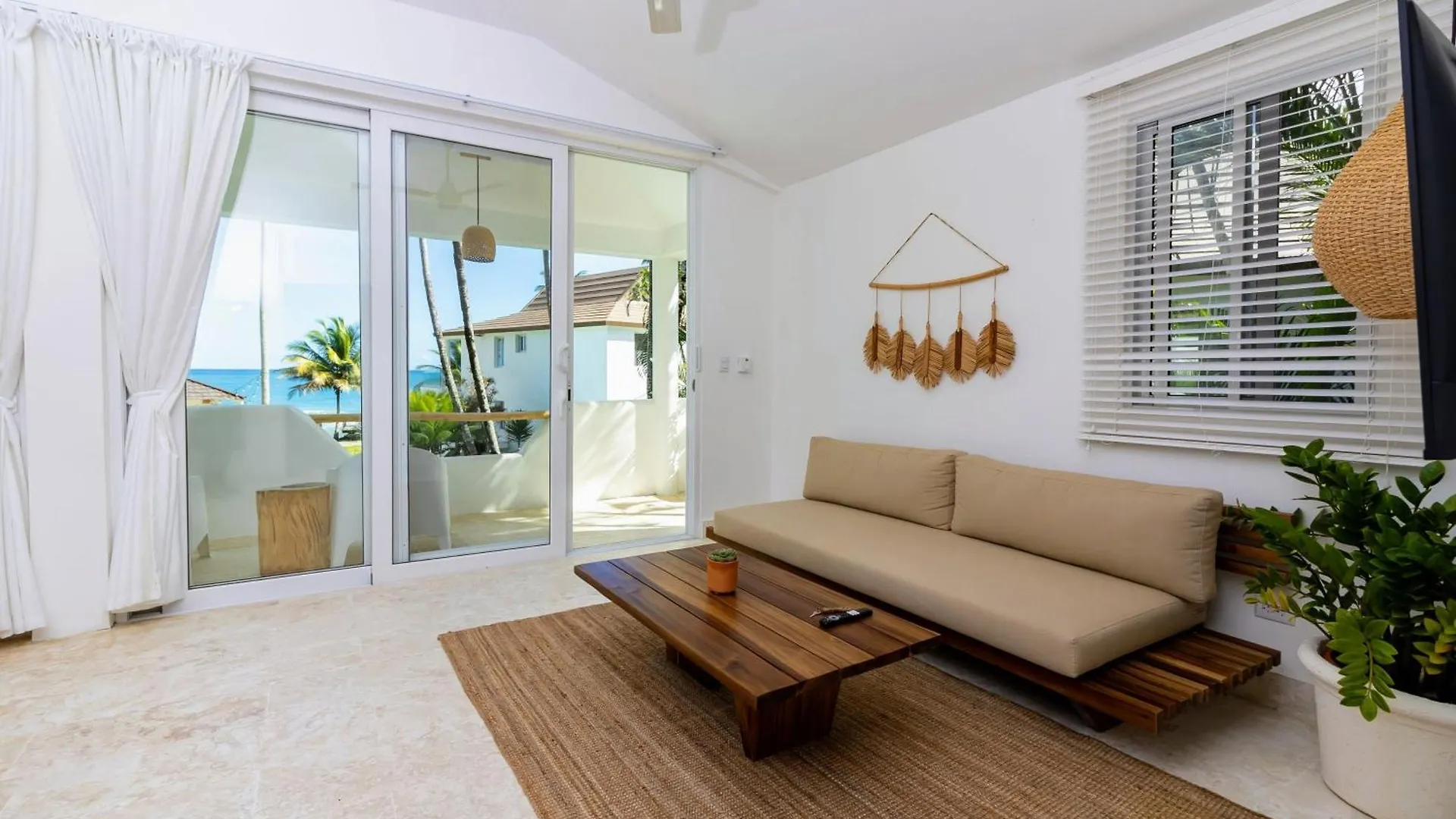 Las Canas Beach Retreat Gaspar Hernandez